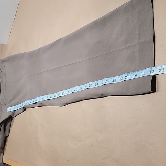 The Limited, Size 4 R, Taupe Wide Leg Trousers.  Excellent Condition. - Picture 8 of 16